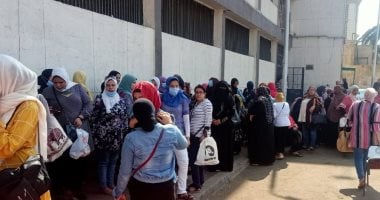 طوابير للسيدات أمام لجان الأميرية للإدلاء بأصواتهن فى انتخابات الشيوخ.. صور