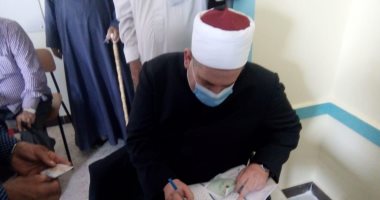 شيخ الطريقة الهاشمية عقب التصويت فى انتخابات الشيوخ: مصر تشهد تكاملا فى مؤسساتها