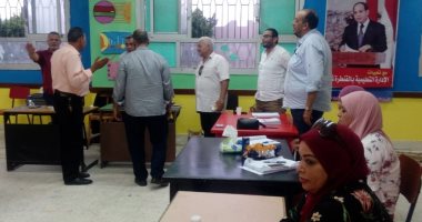 إقبال الناخبين للتصويت فى انتخابات الشيوخ بالقنطرة شرق بالإسماعيلية.. صور