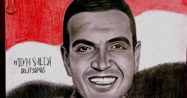 بالرصاص والفحم"مينا" يشارك برسمة للشهيد أحمد المنسى