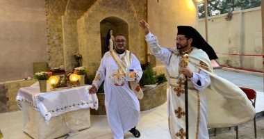 نائب بطريرك الكاثوليك يتفقد كنيسة عذراء السجود فى شبرا