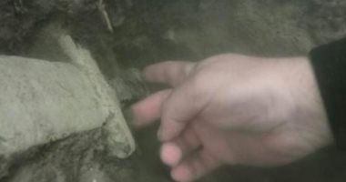 اكتشاف سيف نادر يعود للعصور الوسطى فى بولندا عمره 1000 سنة.. اعرف قصته