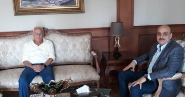 محافظ بورسعيد يستقبل رئيس هيئة التنمية الصناعية لاستعراض الفرص الاستثمارية