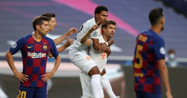 برشلونة ضد البايرن.. مولر يهز شباك البارسا فى الدقيقة الرابعة "فيديو" 