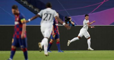 بايرن ميونخ يُعذب برشلونة برباعية فى الشوط الأول بدورى أبطال أوروبا.. فيديو