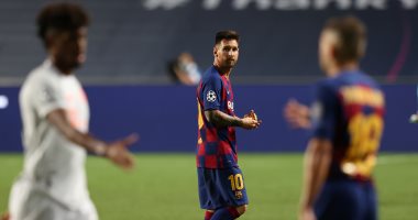 إدارة برشلونة متفائلة بإقناع ميسي بالبقاء مع الفريق