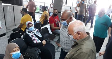 محافظ بورسعيد يتابع تقديم طلبات التصالح فى مخالفات البناء بمراكز التكنولوجية "صور"
