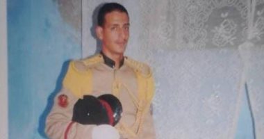 كلنا جيش مصر.. وائل من الإسكندرية يشارك صورته بزى حرس شرف الشرطة العسكرية
