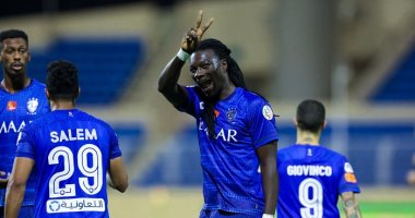 جوميز يضيف ثانى أهداف الهلال ضد النصر فى الدقيقة 42.. فيديو