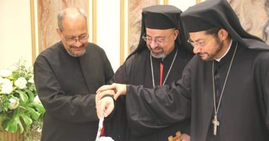 بطريرك الأقباط الكاثوليك يحتفل بعيد العذراء ويفتتح مبنى الخدمات الكنسية بمصر الجديدة