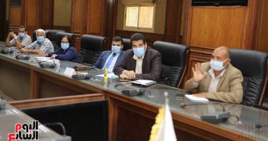 نائب محافظ سوهاج يترأس الاجتماع التاسع للجنة مراجعة تراخيص البناء