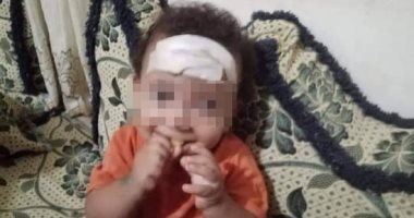 نجار يعثر على رضيع داخل جوال على ترعة بالشرقية.. والأم: أنجبته من زواج عرفي