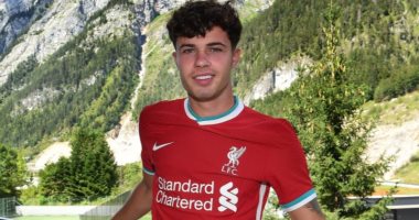 ليفربول يجدد للاعبه ويليامـز صاحب الـ 19 عاما: استمر يا فتى في هذا الأداء