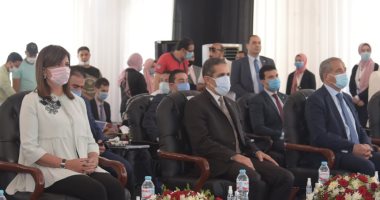 محافظ الغربية يستعرض حجم المشروعات الجارية بالمحافظة بحضور 4 وزراء