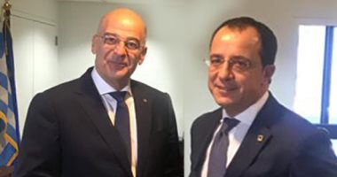 وزيرا خارجية اليونان وقبرص يبحثان فرض عقوبات على تركيا
