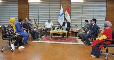 نائب محافظ الغربية يشيد بجامعة كفر الشيخ خلال مشاركته لمشاريع كلية الهندسة