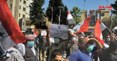 صور.. احتجاجات فى سوريا دعما للجيش بعد استهدافه فى تل الذهب