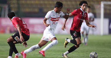 شاهد.. ضحك وقلش وهزار على دكة الزمالك قبل التعادل أمام نادى مصر