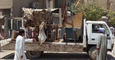 صور.. مدينة إسنا تحرر 62 محضر ومخالفة فى حملة للقضاء على التعديات
