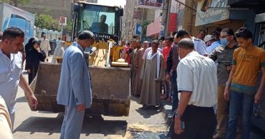 رفع إشغالات وتعديات فى حملة بمدينة ناصر ببنى سويف.. صور