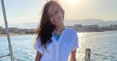 برة الملعب.. آية الفقى لاعبة السلة: مطربى المفضل عمرو دياب وبحب منة شلبى