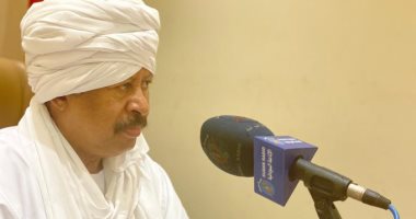 رئيس وزراء السودان: إنجاز السلام أولا ثم مشاركة الجميع في صناعة الدستور