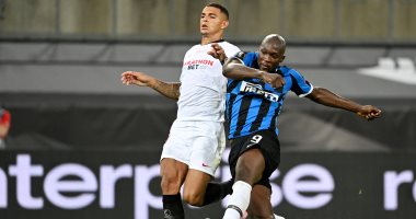 إشبيلية ضد انتر ميلان.. الفريق الأندلسي يتقدم 3-2 بعد 74 دقيقة "فيديو"