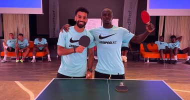 محمد صلاح ومانى يخوضان مباراة "بينج بونج".. وليفربول يشعل المنافسة