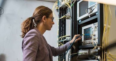 رقم قياسى لسرعة الإنترنت تكفى تنزيل منصة فيديوهات كاملة فى ثانية واحدة