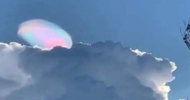 ظهور سحابة ملونة بسماء الفلبين ومستخدمو تويتر يربطونها بطرح "Dynamite".. فيديو