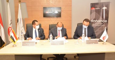 وزير التنمية المحلية يشارك فى مقابلات المتقدمين للبرنامج الرئاسى لتأهيل التنفيذيين