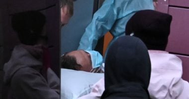 صور.. نقل المعارض الروسى نافالنى إلى ألمانيا لتلقى العلاج
