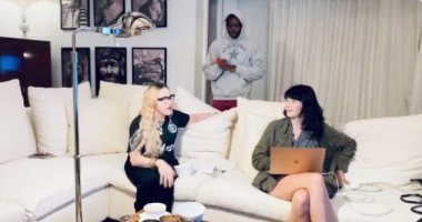 مادونا تحتفل بفيديو من كواليس العودة للاستوديو لتحضير عمل جديد مع فريقها