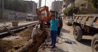 صور ..رئيس مدينة أشمون يتابع أعمال إحلال وتجديد شبكات المياه بالمنوفية 