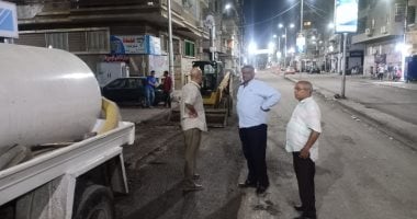 محافظ أسيوط: البدء فى كشط شارع النميس بحى شرق تمهيداً لرصفه.. صور