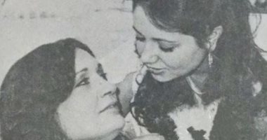 ليلى علوى تحيى ذكرى وفاة والدتها × 5 صور نادرة