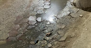 "سيبها علينا".. انتشار مياه الصرف الصحى بشارع ترعة الجبل بحدائق القبة