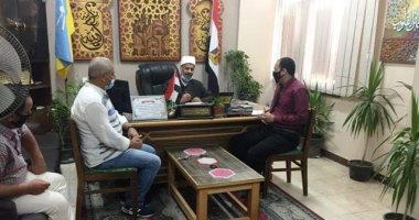 المنطقة الأزهرية بالإسكندرية تبحث تعميم برامج محو الأمية فى كافة المعاهد
