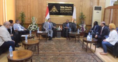 رئيس جامعة بنها يستقبل وفد سفارة الصومال لمتابعة الموقف الدراسى للطلاب (صور)