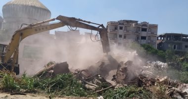 صور.. إزالة 280 حالة تعدٍ بـ5 مراكز بمحافظة البحيرة