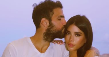 فابريجاس وزوجته اللبنانية ينضمان لحملة زهير مراد للتبرع من أجل بيروت