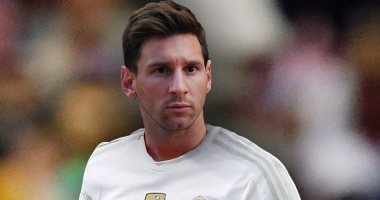 بيريز  يرى انتقال ميسي إلى ريال مدريد أمر جنونى من المستحيل حدوثه