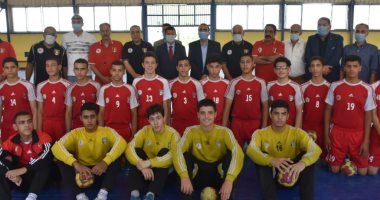 وزير الرياضة يشهد تدريبات كرة اليد ضمن المشروع القومى للموهبة بالإسماعيلية