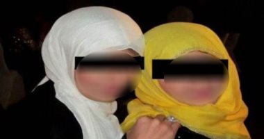 المتهم بذبح ابنتيه في الحوامدية للمحكمة: لقيت "شات" جنسي في تليفون إحداهما والشك خلانى اقتلهما.. فى يوم الحادثة طلبت منهما الخروج معى لشراء حاجات وذبحتهما بـ"سكين المطبخ" وهما قاعدين على الأرض