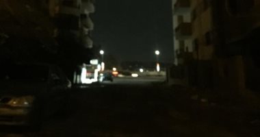 قارئ يشكو سوء الرصف وتهالك أعمدة الإنارة فى تقسيم مصر للطيران بمصر الجديدة 