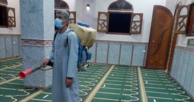 صور.. تعقيم 4057 مسجدا بالمنوفية استعدادا لإقامة صلاة الجمعة بعد توقفها