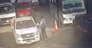 شجاعة شرطي تساهم في ضبط سيارة مسروقة بالجيزة