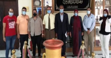 صور.. محافظ جنوب سيناء يهنئ فريق عمل التحول الرقمى لإنهاء الربط الإلكترونى