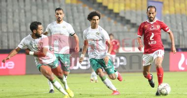 "دوبل تعقيم".. شاهد ماذا فعل مسئولو برج العرب مع لاعبى المصرى بسبب حالات كورونا