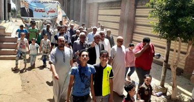 برلمانى وأهالى "الزرقية" بالشرقية يحتفلون بتنفيذ مشروع الصرف على أنغام المزمار.. صور